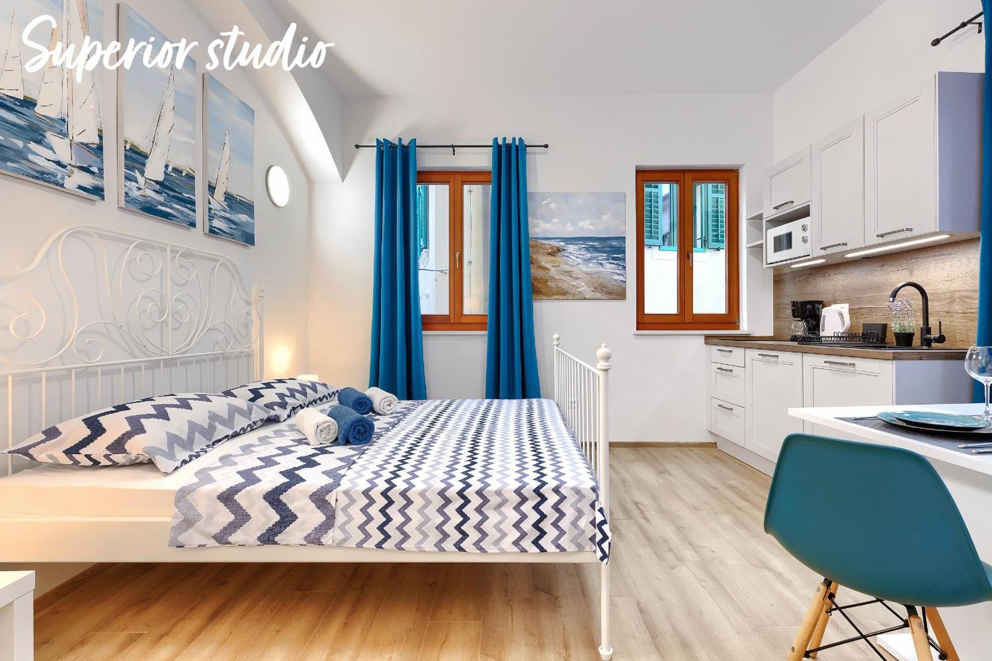 Studios Notte Sul Porto Ровинь Экстерьер фото