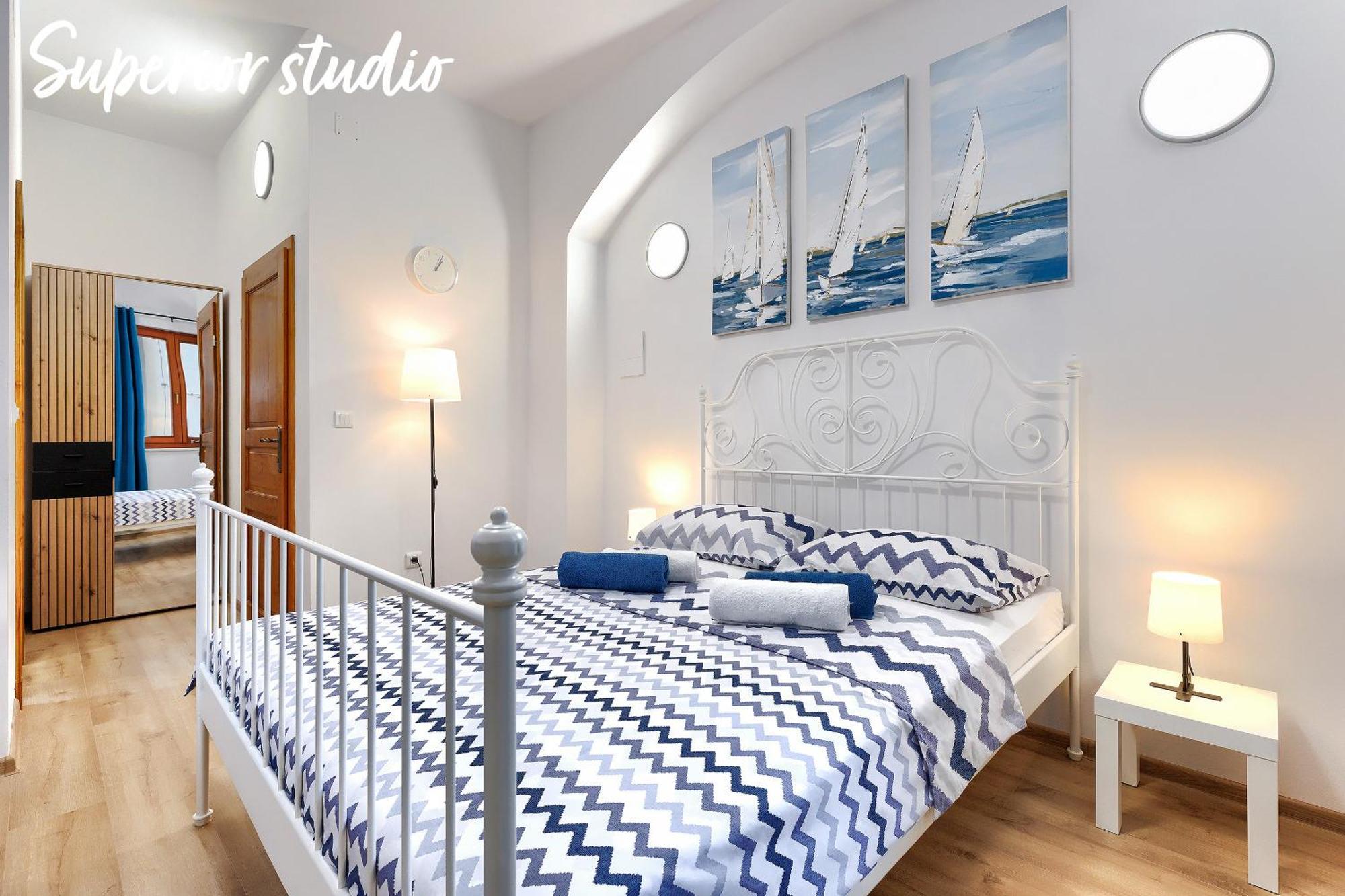 Studios Notte Sul Porto Ровинь Экстерьер фото