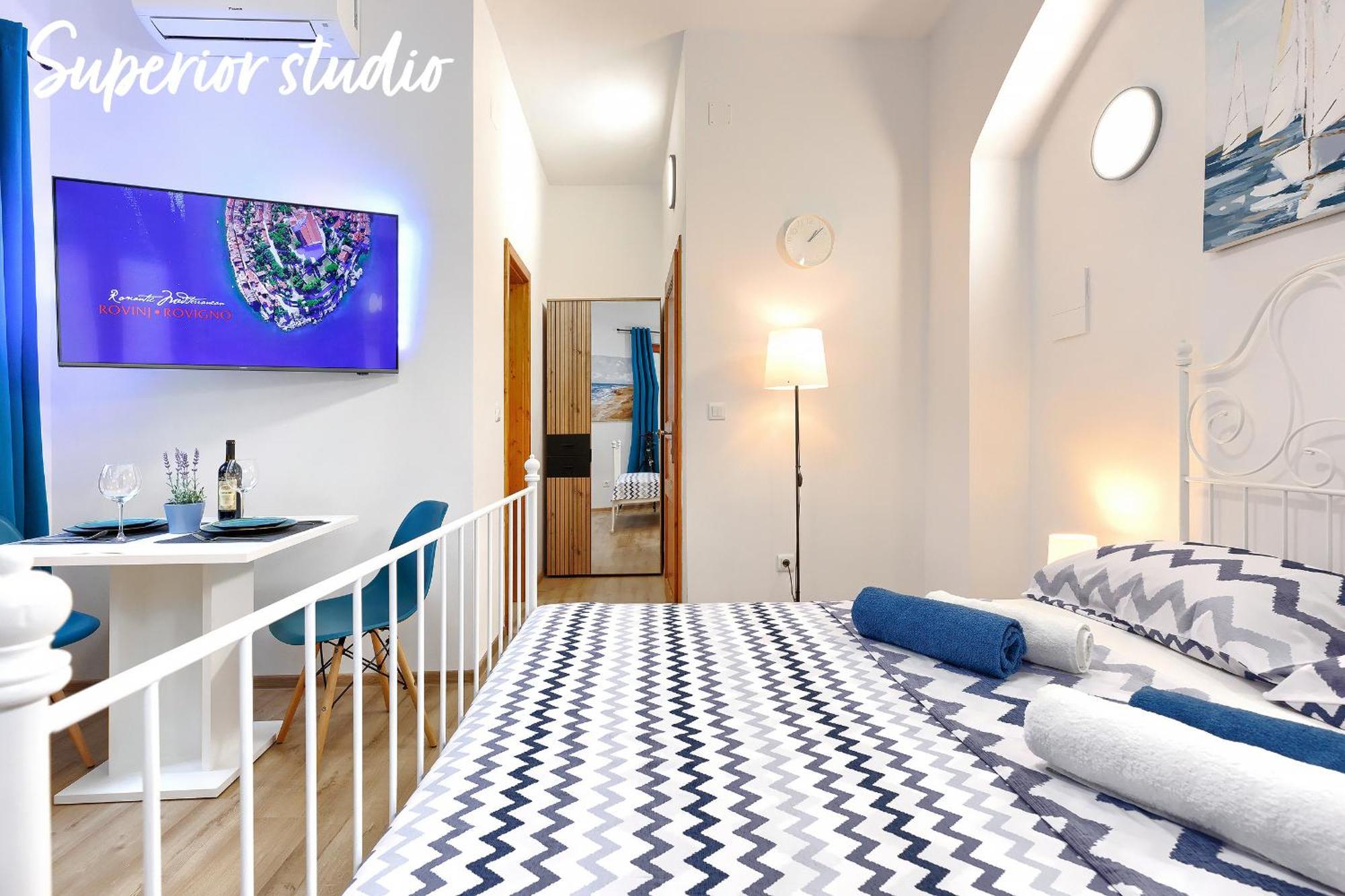 Studios Notte Sul Porto Ровинь Экстерьер фото